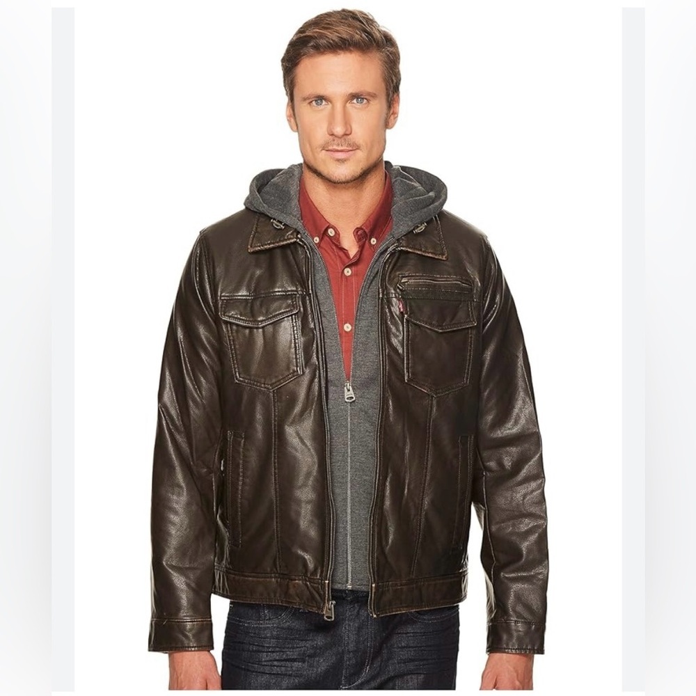 LEVI’S Faux Leather Trucker Jacket Fleece Lining Small